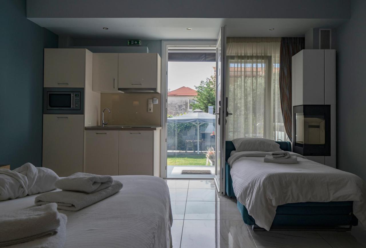 Edem Luxury Apartments Nea Peramos  Luaran gambar